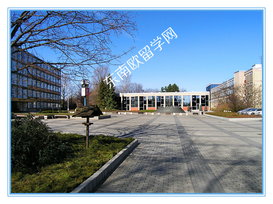 东南欧留学网:布拉格生命科学大学校园 东南欧留学网:布拉格生命科学大学校园